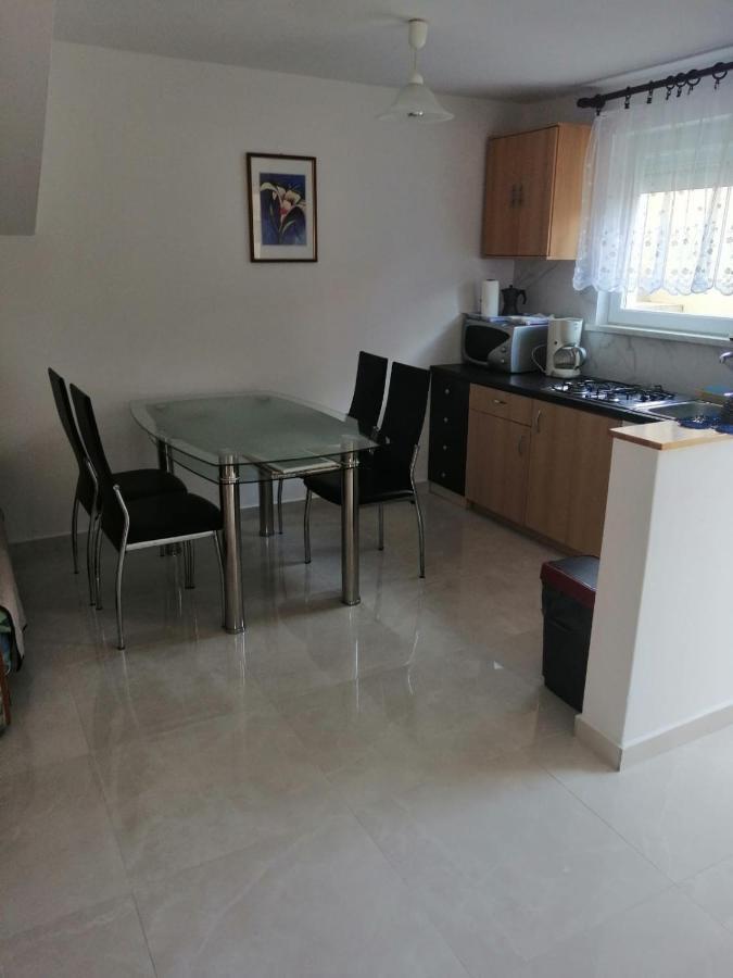 Apartmani Trupeljak ماندري المظهر الخارجي الصورة