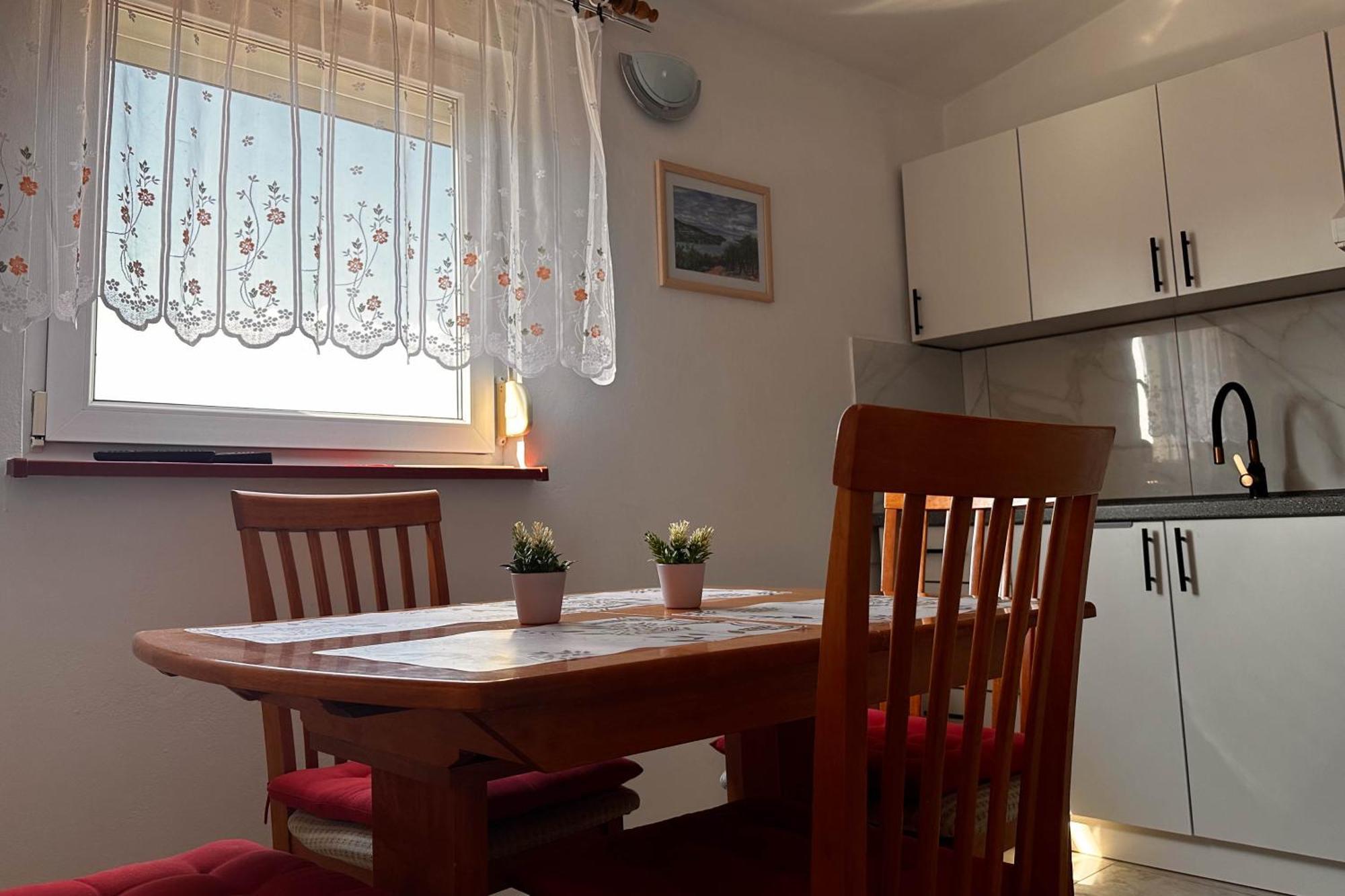 Apartmani Trupeljak ماندري الغرفة الصورة